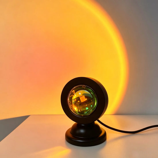 LED Sunset Lamp Projector USB Powered Romantic Mood Light Portable Night Light Bedroom Wall Decor Photography Atmosphere Lamp